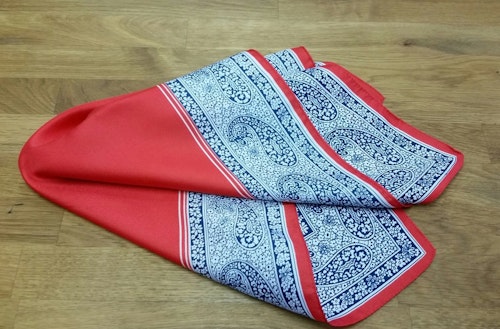 Retro vintage scarf scarves sjal liten röd med mönstrad bård polyester