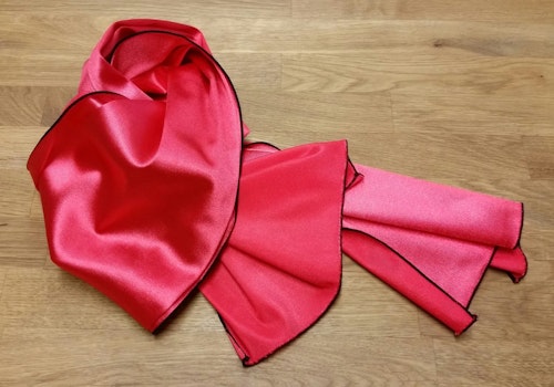 Retro scarf scarves sjal avlång röd blank med svarta kanter syntet