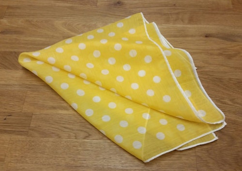Retro scarf scarves sjal gul med vita prickar