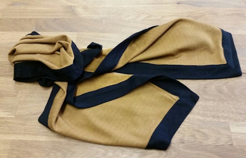 Retro sjal halsduk avlång kamelfärgad med svarta kanter, unisex