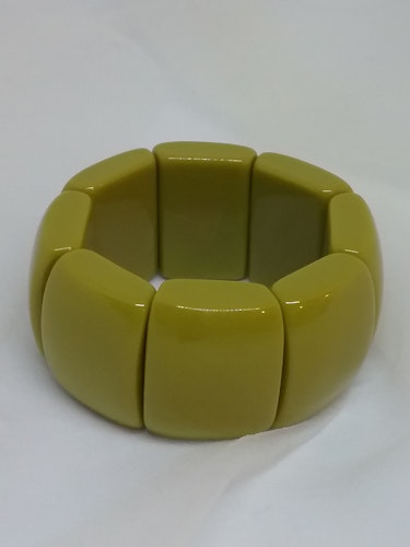 Retro armband plast olivgrönt brett plattor med gummiband mellan