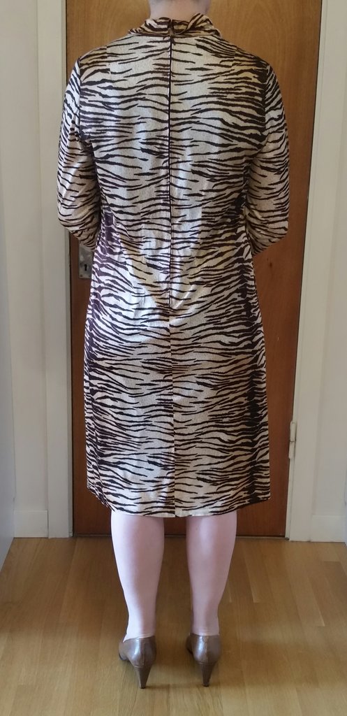 Retro tiger-klänning 70-tal