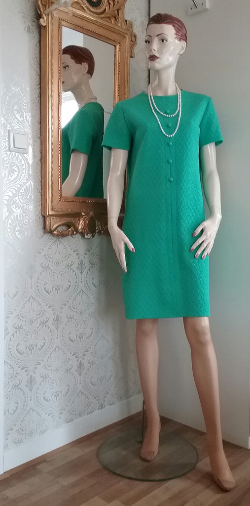 Retro vintage turkos-grön crimpleneklänning rak med kort arm 60-tal