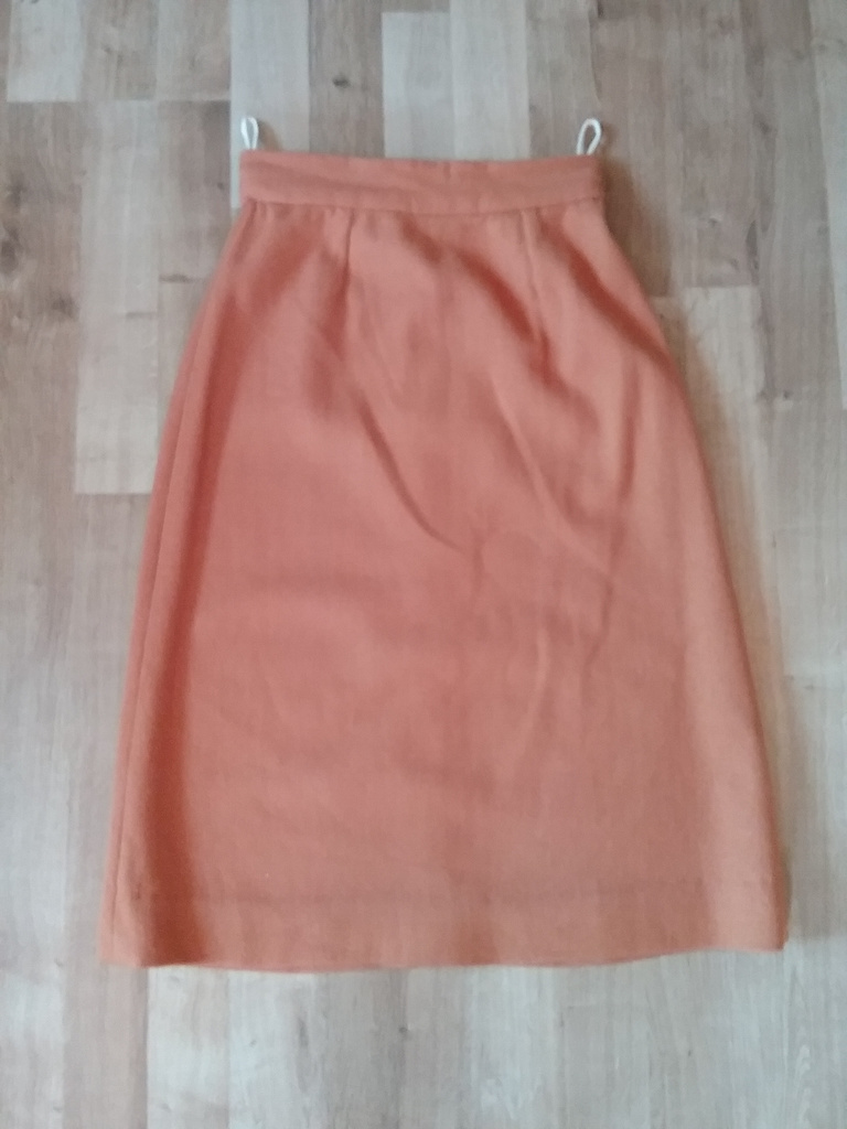 Vintage retro mörk-orange kjol i ull, klockad 60-tal 70-tal