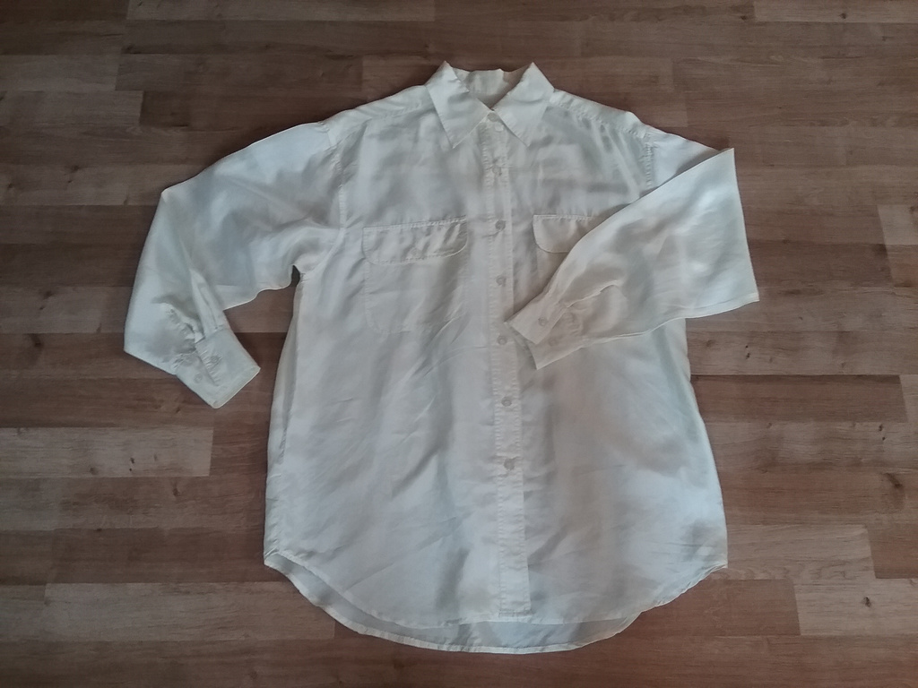 Retro gulvit sidenskjorta 80-tal stor vid ledig