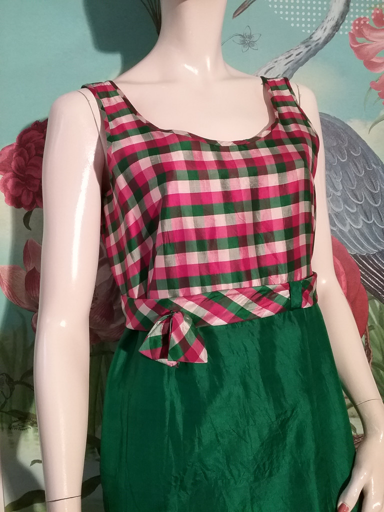 Vintage klänning siden till jul röd grön  60-tal