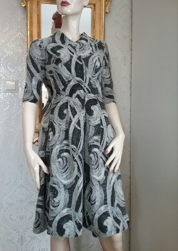 Vintage retro grå-svart klänning i ull med vid kjol Lena-modeller 50-tal 60-tal