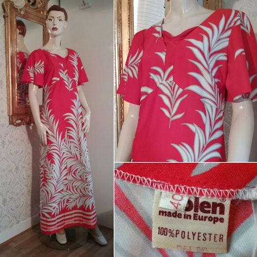 Retro långklänning syntet röd vit silvergrå med blad-mönster 70-tal