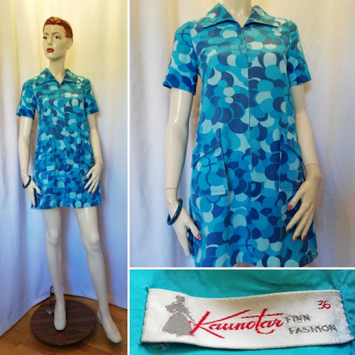 Vintage retro blå bomullsrock klänning Kaunotar Finland kort arm 60-tal 70-tal