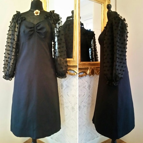 Retro vintage svart klänning festklänning med stora genomskinliga armar, 60-tal