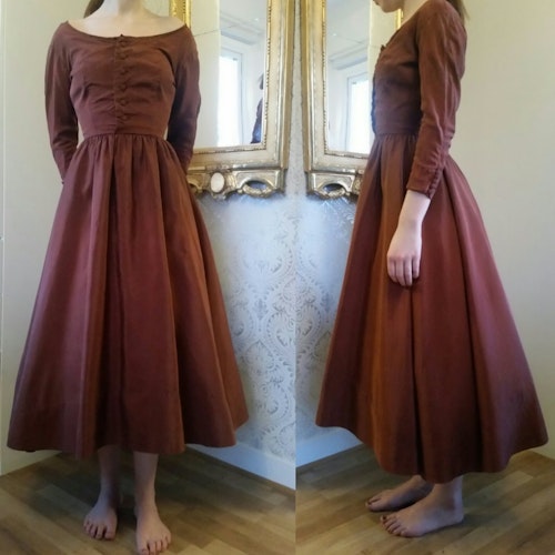 Vintage bronsbrun sidenklänning lång arm vid kjol 50-tal