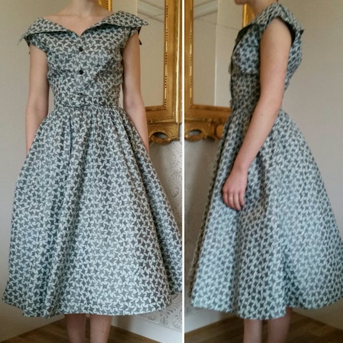 Vintage grå och turkos balklänning  med vid kjol vacker ringning 50-tal 60-tal