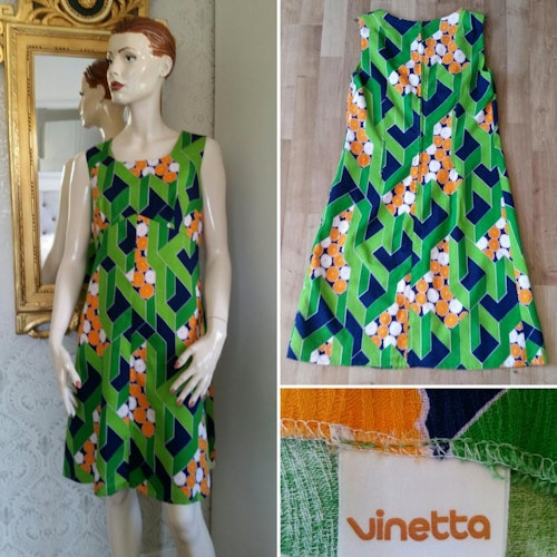 Vintage retro grön och orangeblommig sommarklänning Vinetta 60-tal 70-tal