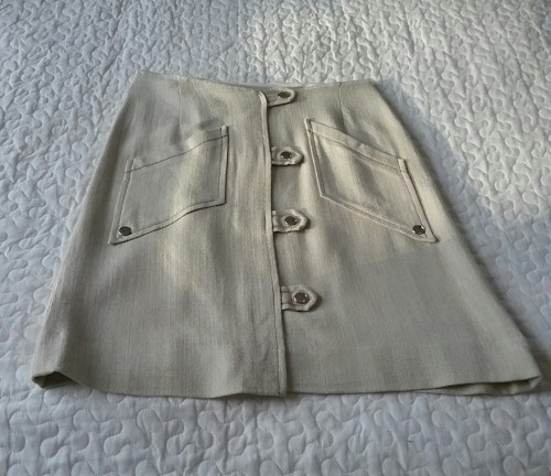 Vintage retro kort kjol bege linne framknäppt snedfickor