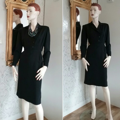 Vintage svart klänning med snäv kjol lång arm 40-tal