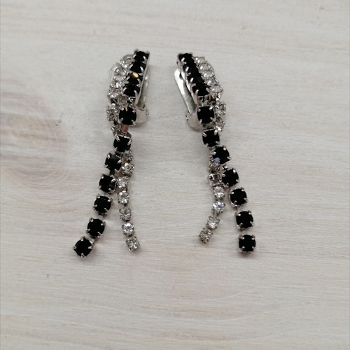 Second Hand bijouteri clips hängande strass-stenar svarta och silver-glittrande