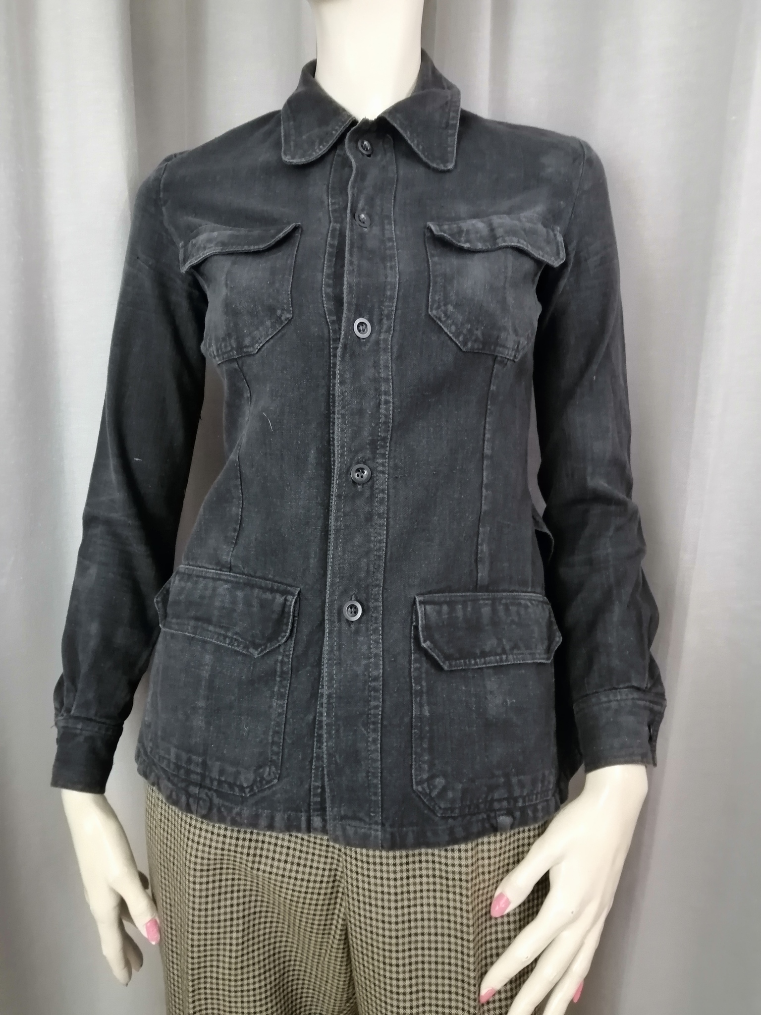 Vintage liten figursydd svart skjort-jacka indisk bomull skärp fickor