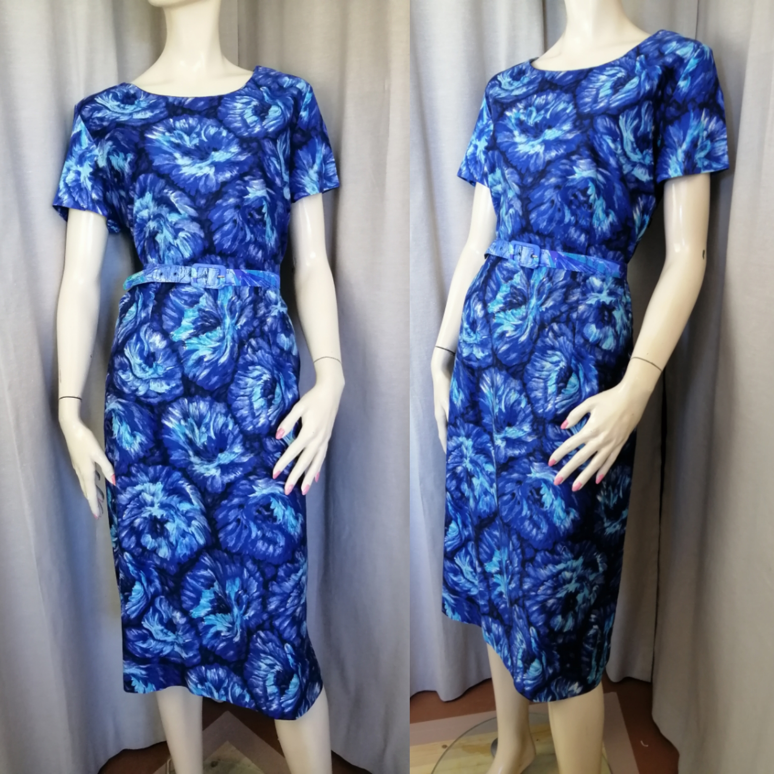 Vintage vacker blåmönstrad klänning skärp kort ärm figursydd 60-tal