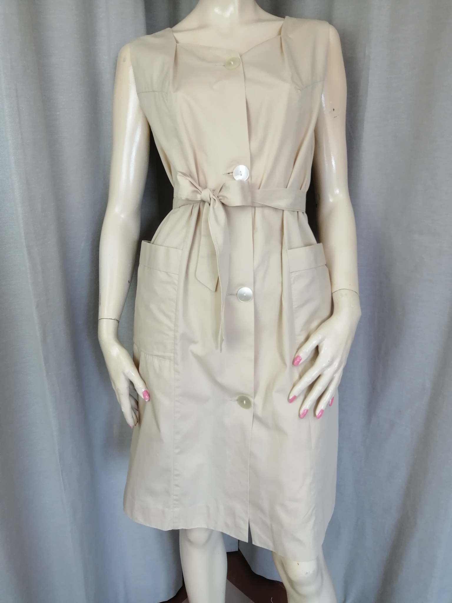 Vintage beige sval ärmlös klänning fickor, skärp, knappar 6070-tal