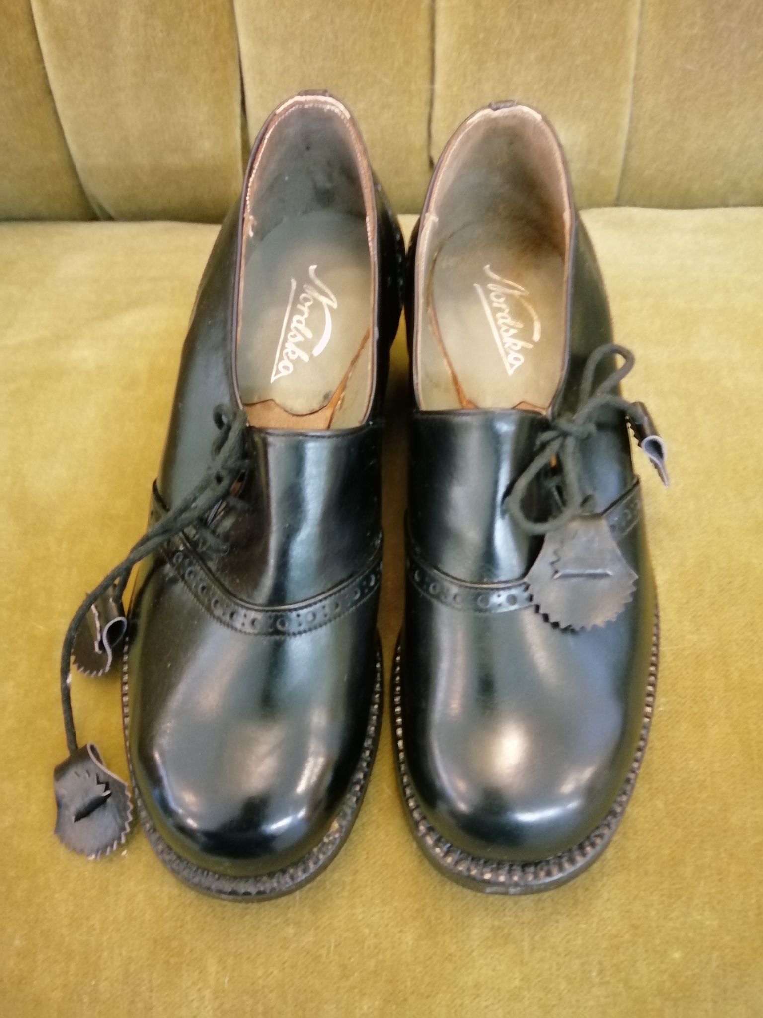 Vintage Nordsko blå-svart sko med snörning sidan stl 3 ca 35