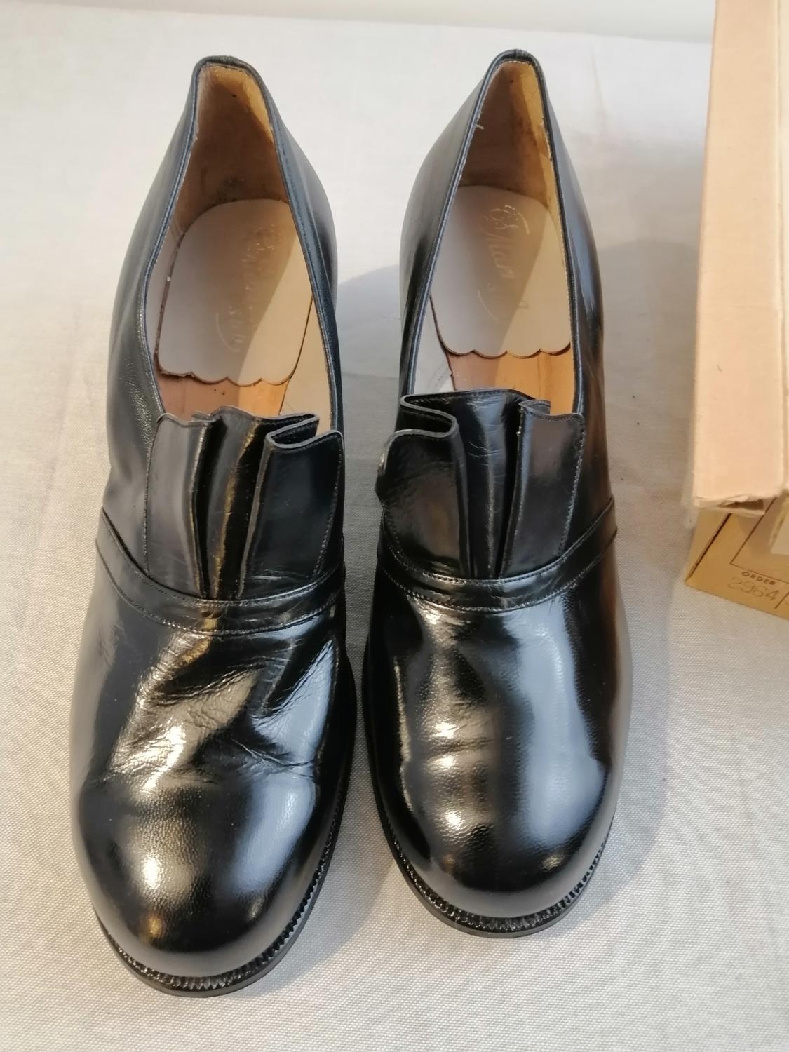 Vintage Maritza svart sko veckad plös mellanklack stl 3,5 ca 36