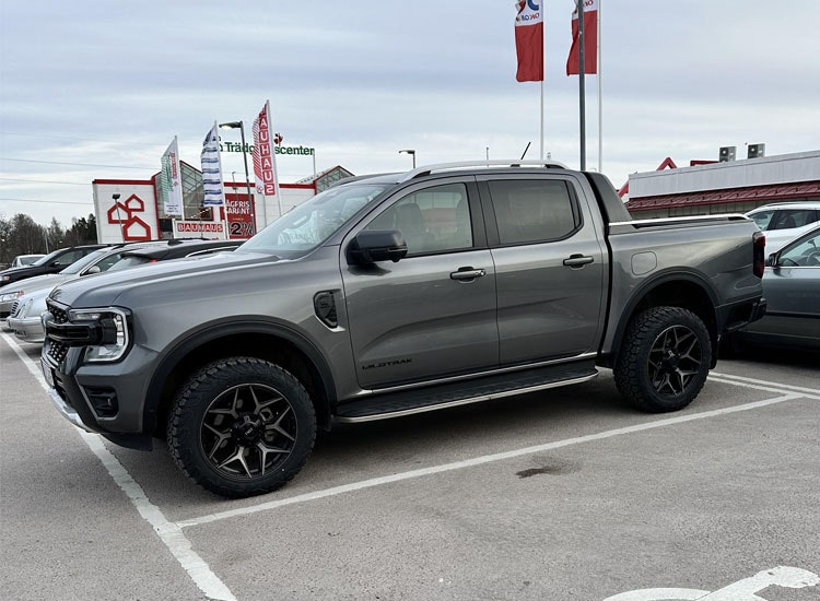 DIRT A.T D44 Flatblack 9.5x22 6x135/139,7 ET15 CB106,1