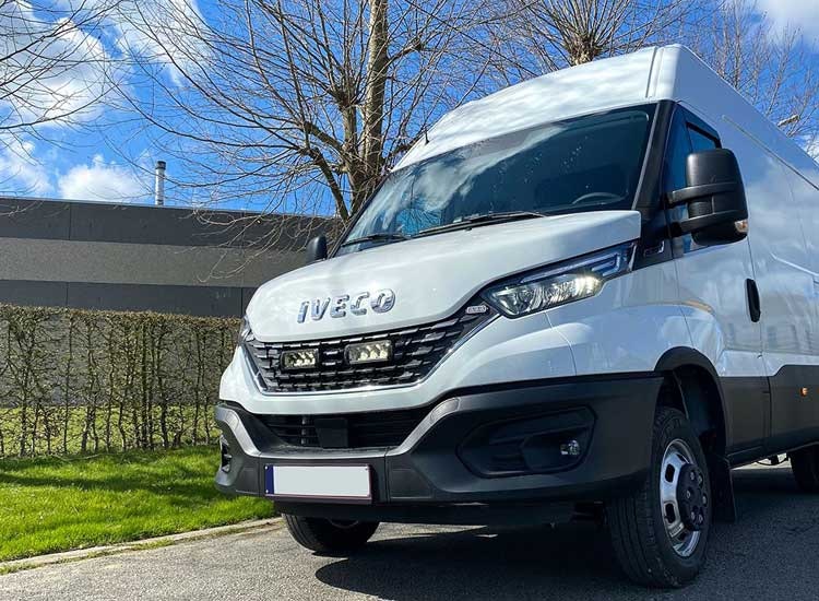 Extraljuskit Lazer Triple-R 750 Elite (G2) Iveco Daily 2019+