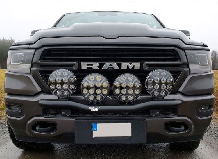 Q-light extraljusfäste Dodge Ram 1500 2019+