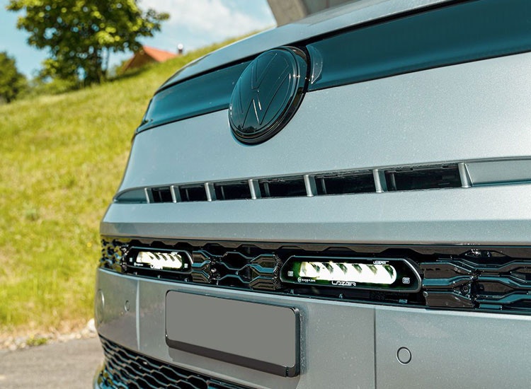 Extraljuskit Lazer Linear-6 Volkswagen T7 2022+