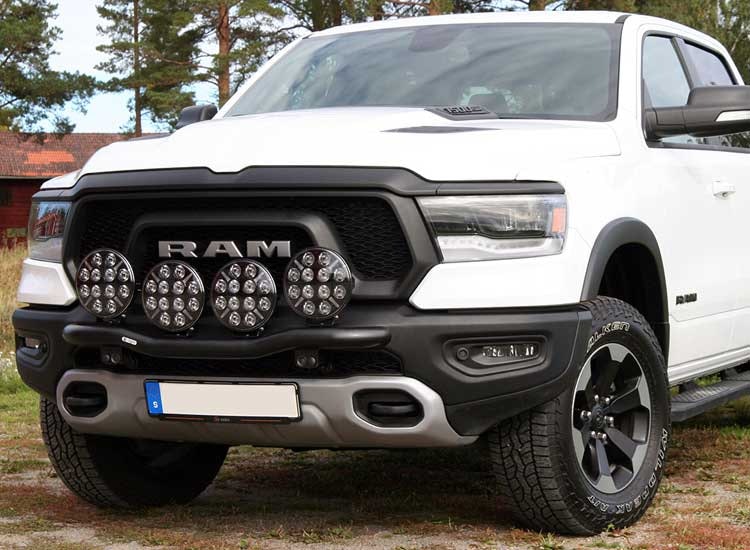 Q-light extraljusfäste Dodge Ram 1500 Rebel 2019+