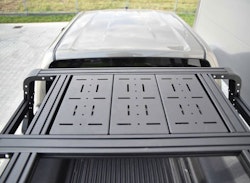 Aluminiumpanel för Bed Rack Offroad Toyota Hilux 2020+