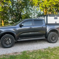 Pedders Lastfjädring bak 300kg+ Ford Ranger Raptor 2019+