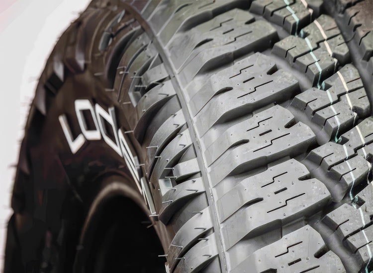 Loder Tire AT1 305/60R18 118T M+S Alptopp