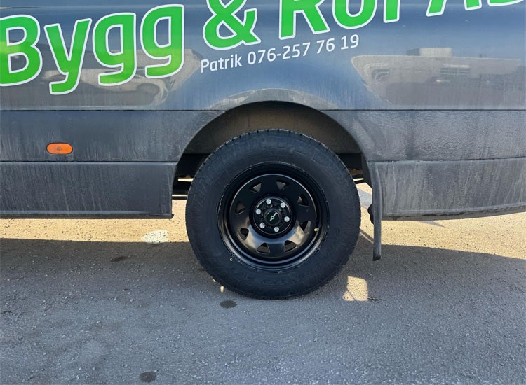 Fälgpaket Goss Triangle 17tum Mercedes Sprinter 2018+