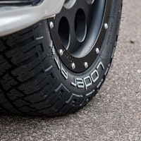 Loder Tire AT1 255/55R18 118T M+S