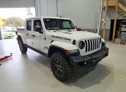 Pedders HD lastfjädringskit & foamcell stötdämpare Jeep Gladiator 2019+