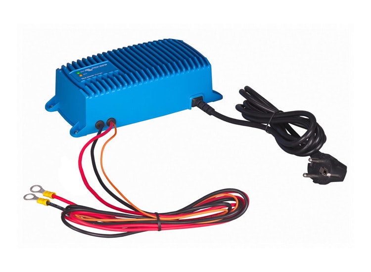 Batteriladdare VICTRON Blue Smart IP67 12V 17A