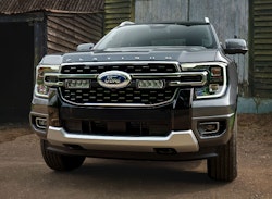 Extraljuskit Triple-R 750 Ford Ranger Platinum 2023+
