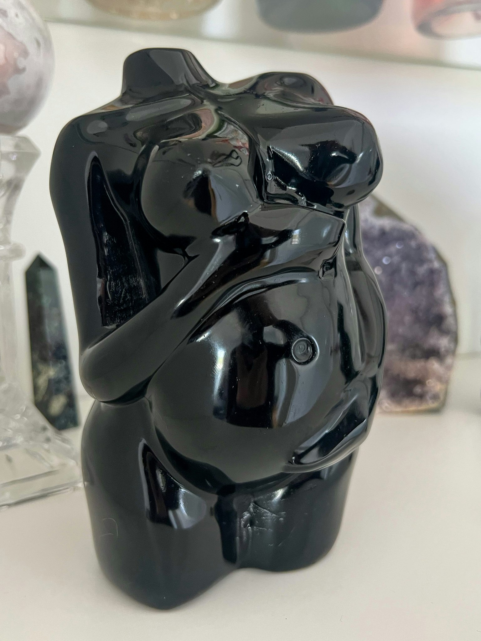 Obsidian, gravid gudinna 19cm