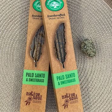 Native Soul Handcrafted Smudge Rökelse - Palo Santo & Sweetgrass