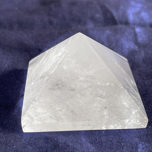 Pyramid i Bergskristall 5*5cm (BKpy4)