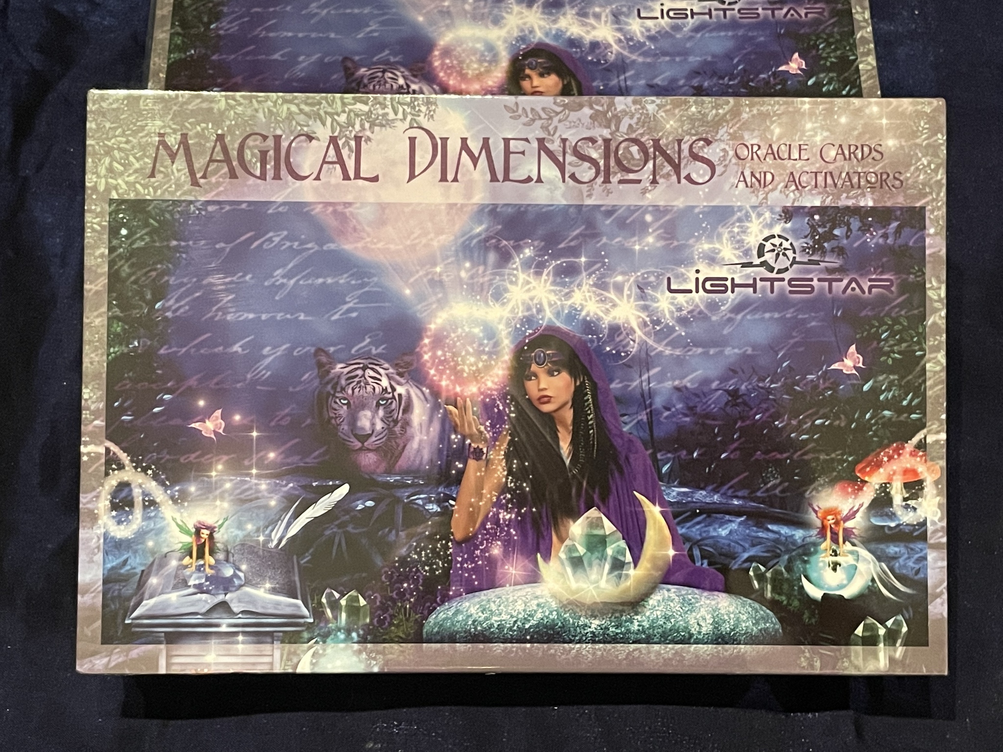 Magical Dimension Oracle Cards and Activators (engelsk)