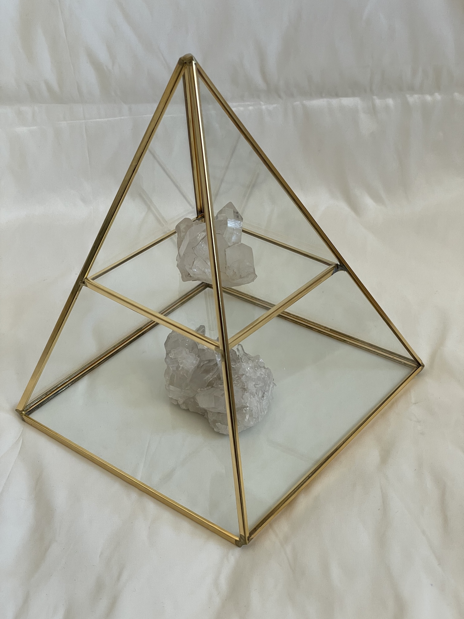 Pyramid i glas (2 våningar)