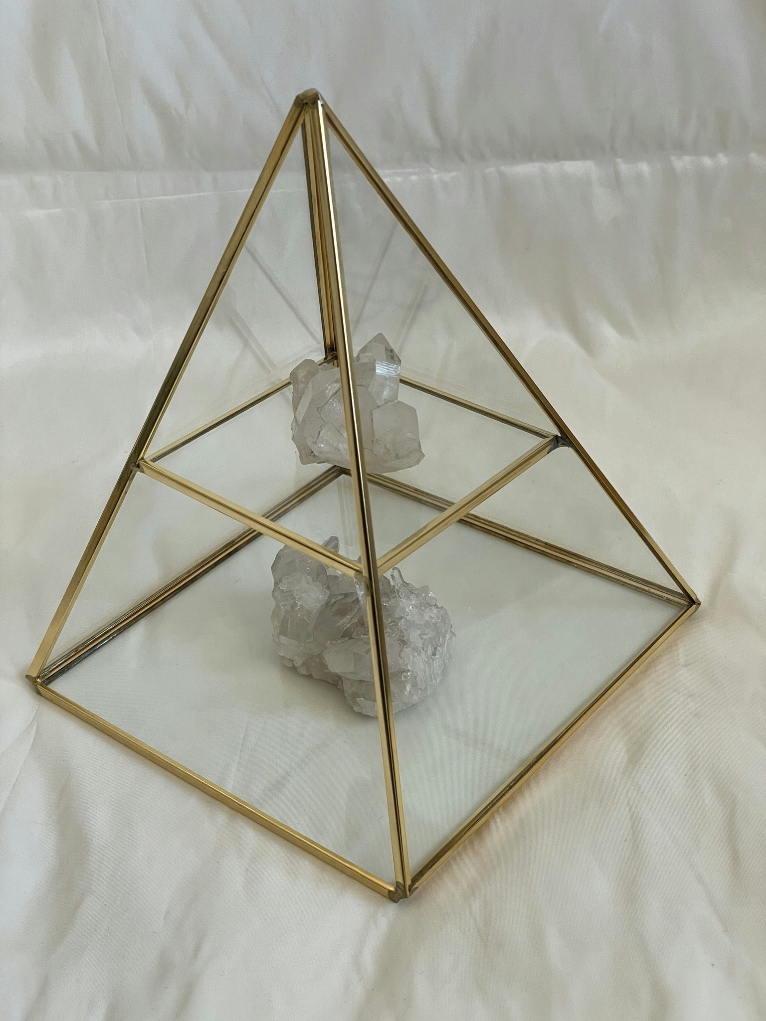 Pyramid i glas (2 våningar)