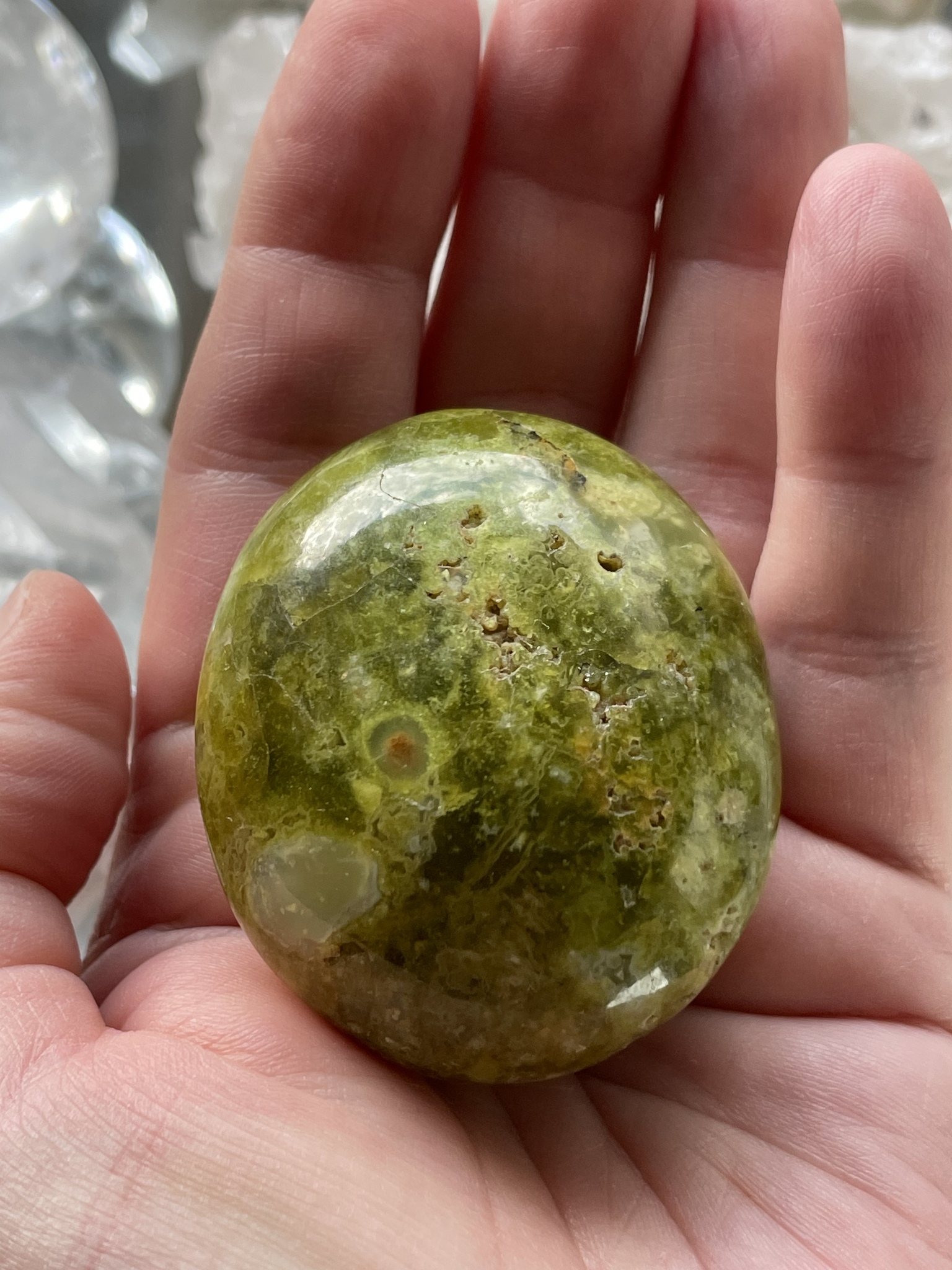 Grön Opal Palmstone (1)