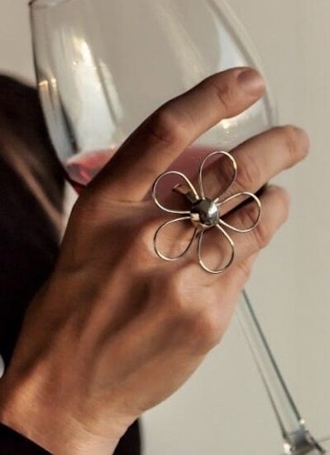 Modesty - Perfect Silverring blomma