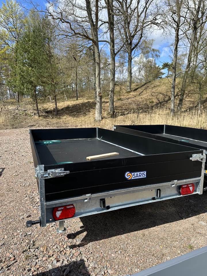 Ny Saris Flaktrailer 406x204 2700kg Black Edition