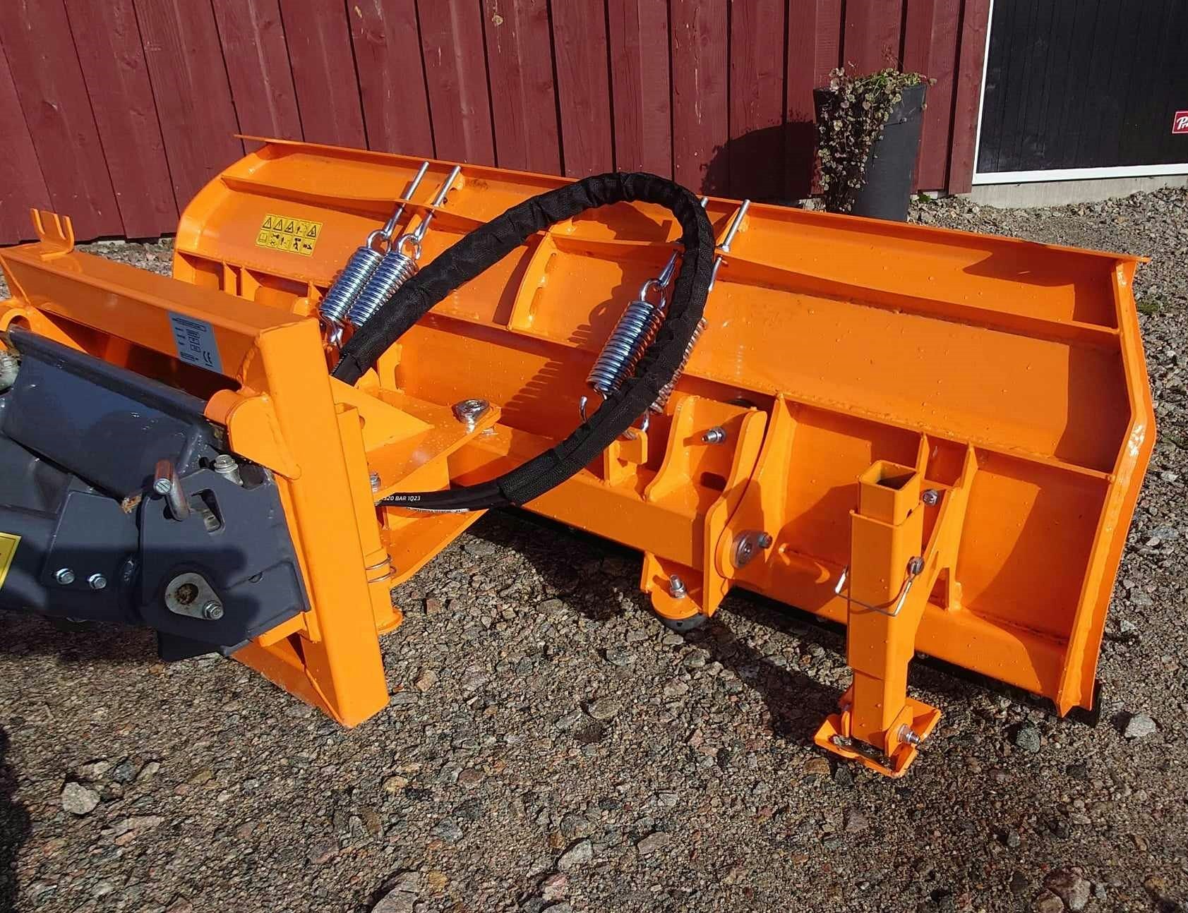 Hydrauliskt snöblad/Plog från Talex fäste för Multione/Norcar/Avant