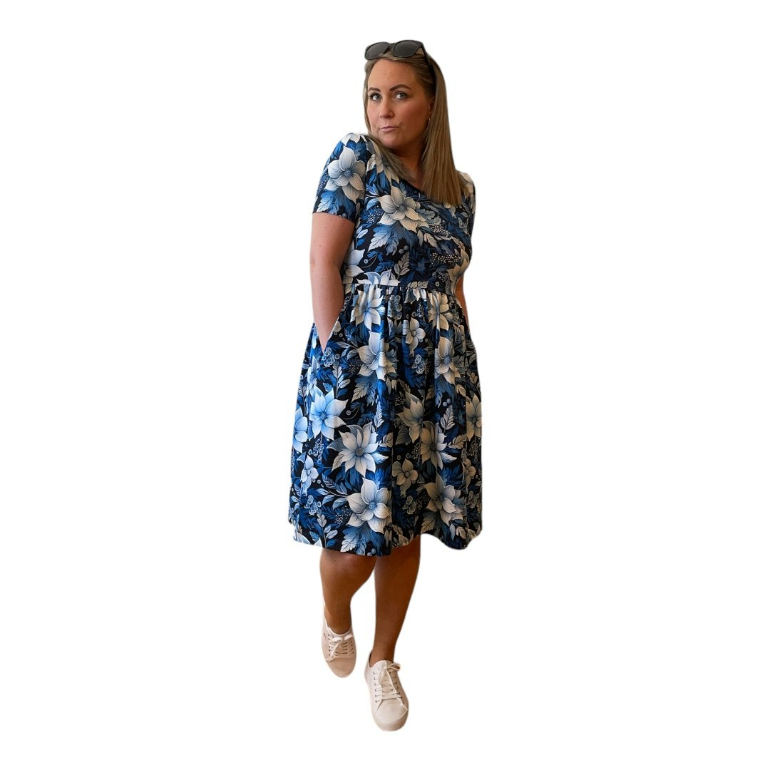 Elin Klänning - Eget Tygval