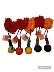 Foum boll med chenille (färg på chenille kan variera)